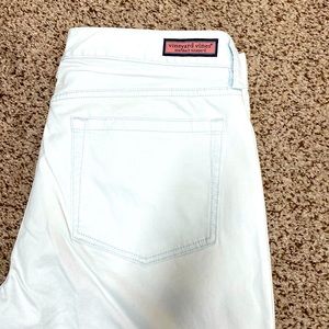 Men’s Vineyard Vine light blue denim pants